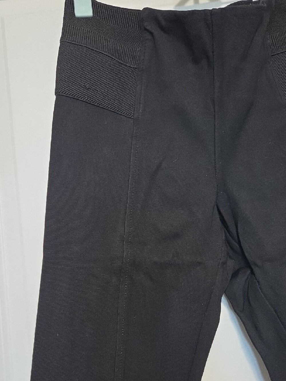 Dynamite Black Ribbed Top - Picture 4 of 6